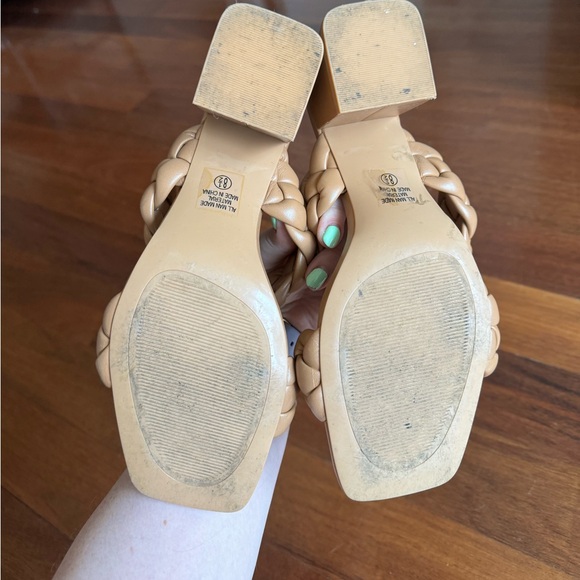 Pink Lily Camel Double Strap Heels - Picture 3 of 5